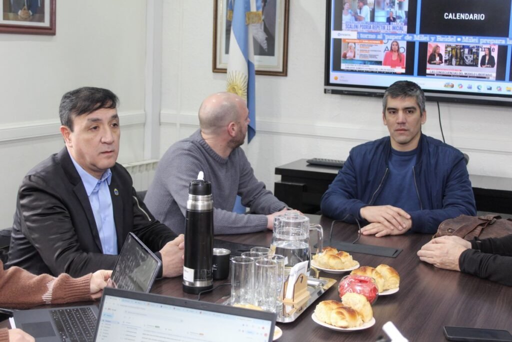reunión con intendentes Santa Cruz