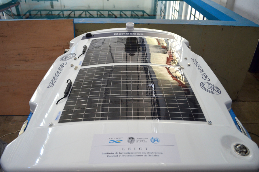 robot solar basura oceano