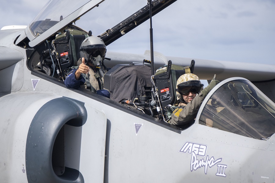 aviones Pampa III base aerea rio gallegos