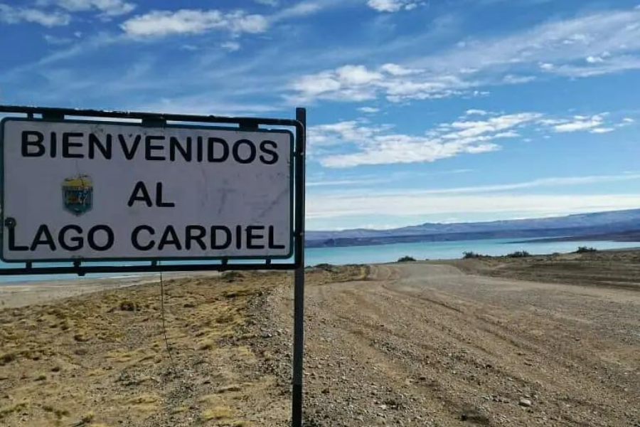 Especialistas disertaron sobre la actualidad del Lago Cardiel - El ...