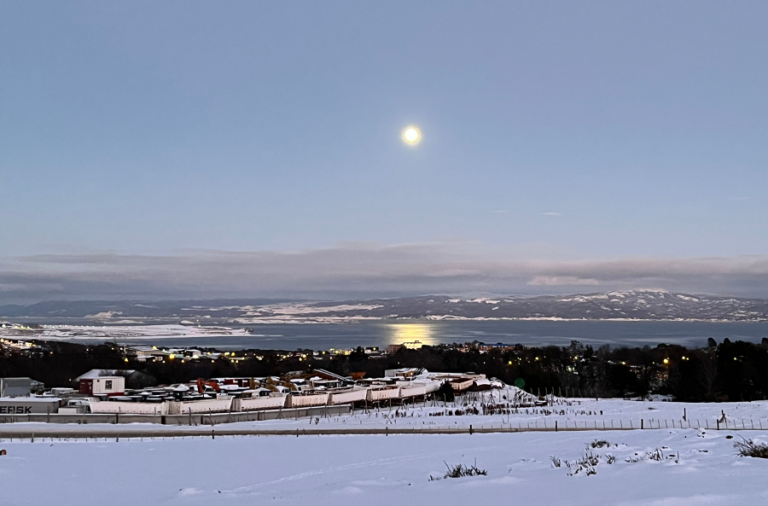 noticiaspuertosantacruz.com.ar - Imagen extraida de: https://elrompehielos.com.ar/ushuaia-tuvo-su-junio-mas-frio-del-ultimo-medio-siglo