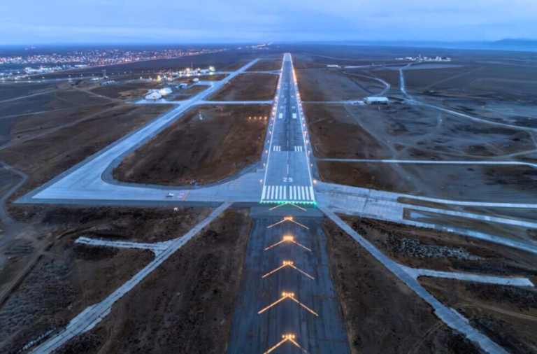 noticiaspuertosantacruz.com.ar - Imagen extraida de: https://elrompehielos.com.ar/por-mejoras-cierran-tres-dias-el-aeropuerto-de-rio-gallegos-reprograman-vuelos