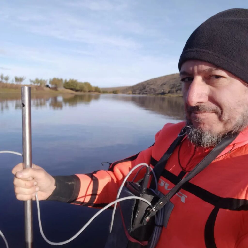 Boris díaz y el estudio sobre la calidad del agua en la Patagonia