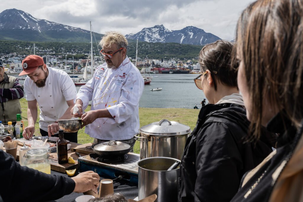 rechazo a las salmoneras