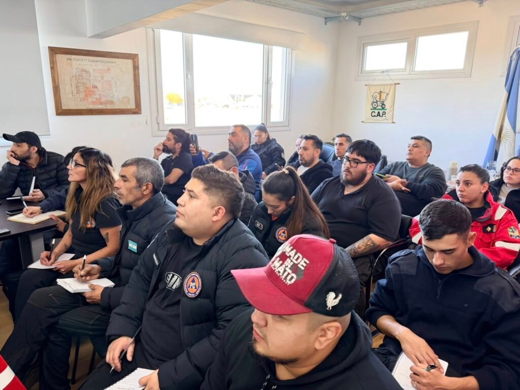 brigadistas Santa Cruz incendios forestales