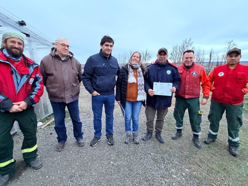 brigadistas Santa Cruz incendios forestales