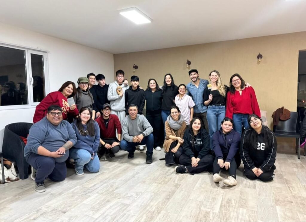Red de Anfitriones en Perito Moreno durante una jornada de capacitación turística
