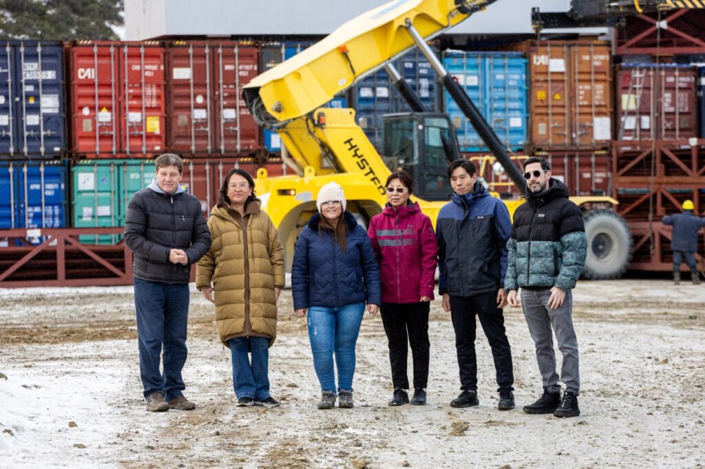 Gustavo Melella recorre el predio donde será construida la nueva usina de Ushuaia